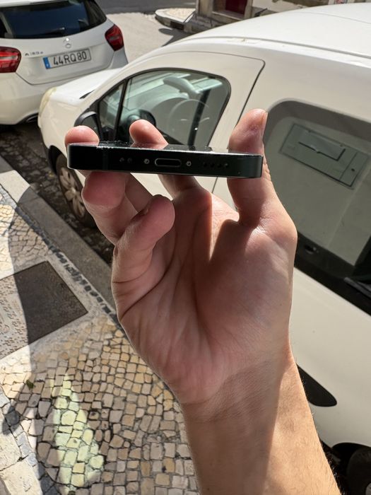 Iphone 13 mini verde escuro