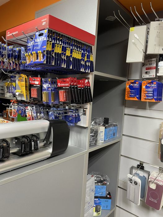 Ремонт мобільних телефонів та дрібної техніки