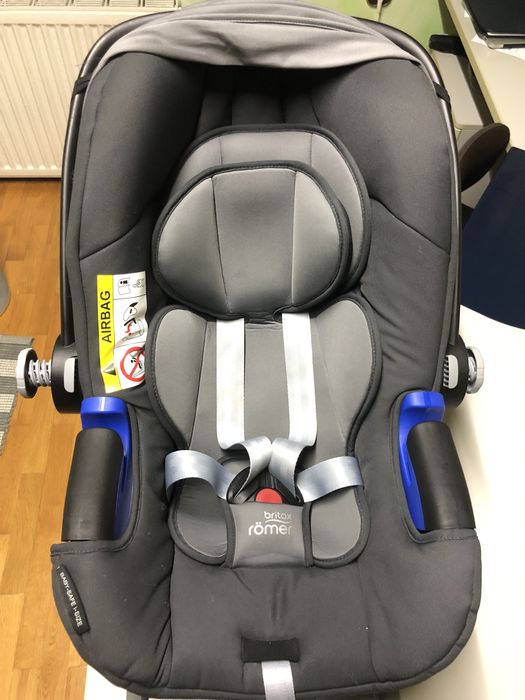 Fotelik samochodowy Britax Römer Baby-Safe i-size