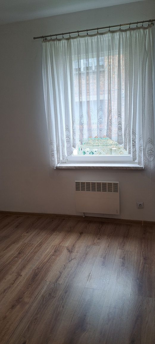 Wynajem Mieszkanie 90m2  3 pokojowe w domku