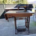 Maquina de costura antiga SINGER