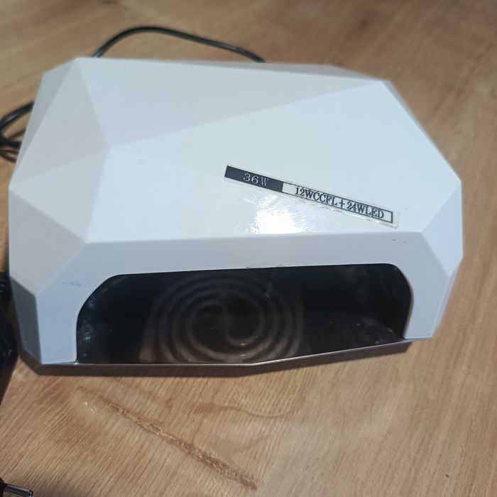 Lampa UV do paznokci hybrydy żele okazja