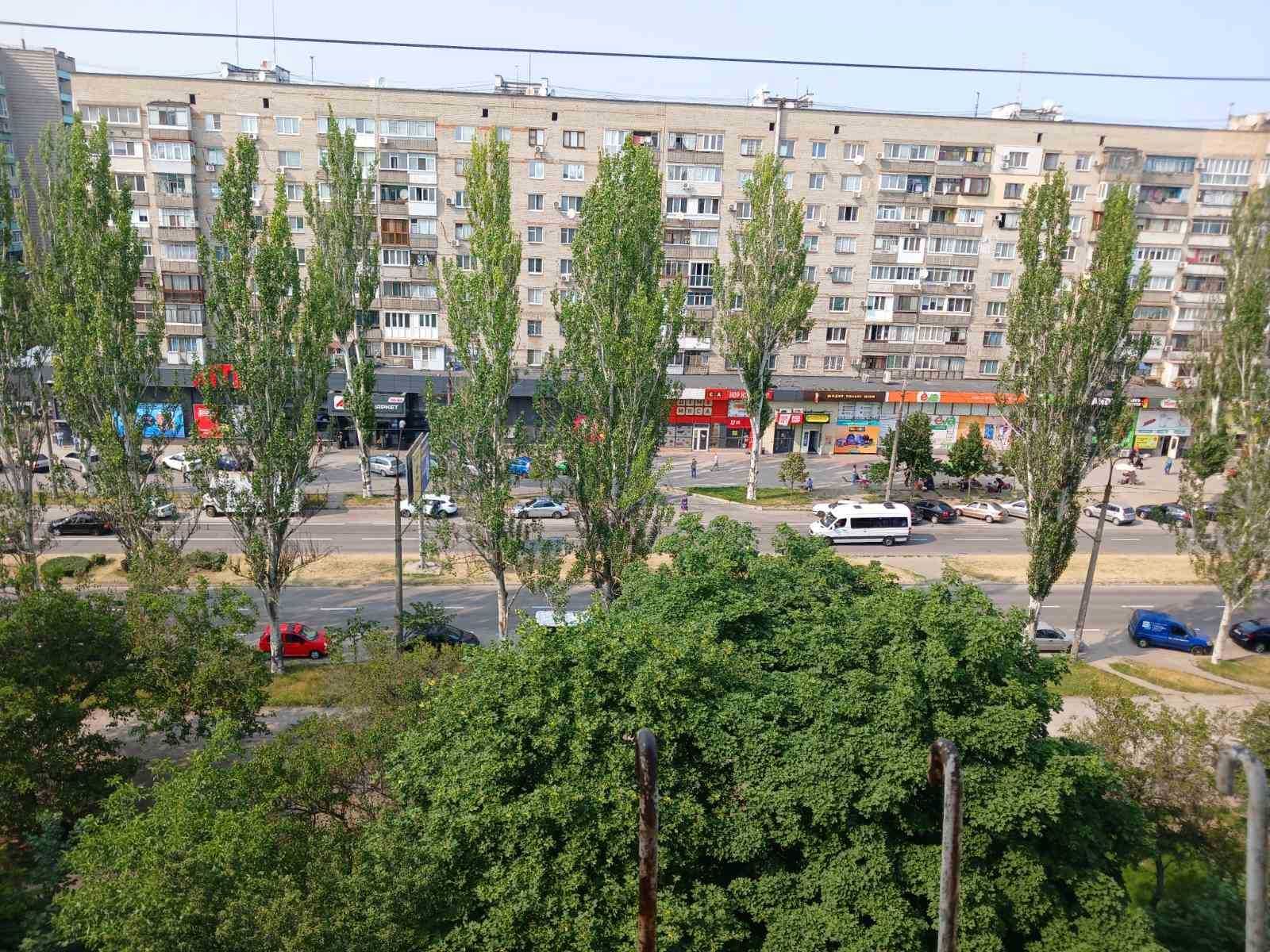 Сдам 1-комнатную квартиру в Космическом микрорайоне 6000 грн.