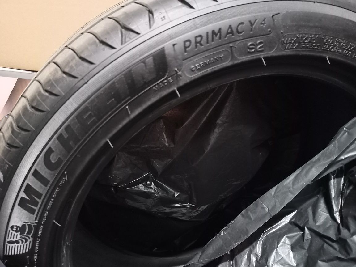 Michelin Primacy 4 225/45 R17 - komplet