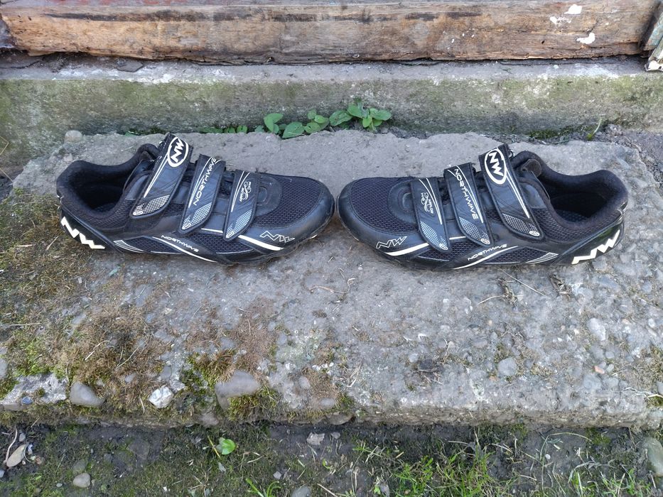 велообув МТВ і шосе