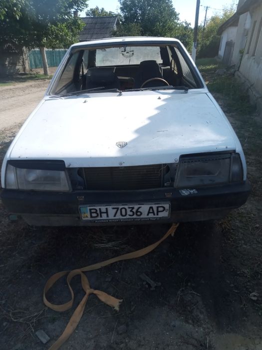Розбираю ваз 2108, есть