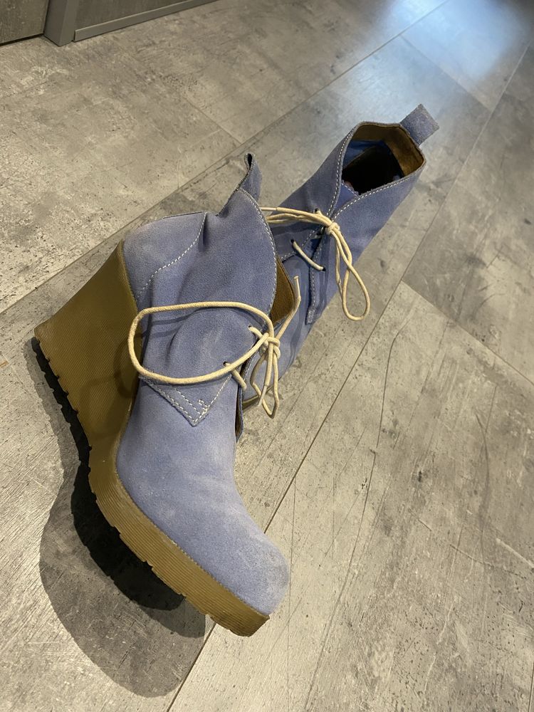Skorzane botki Dr. Martens rozmiar 41