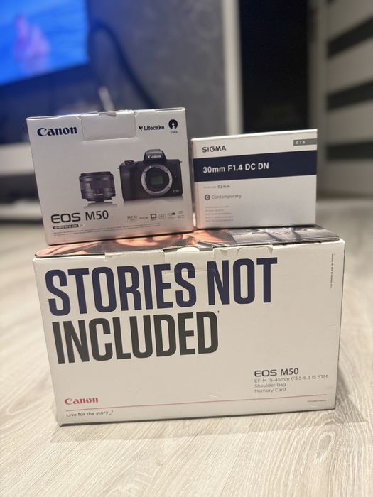 Canon EOS M50 + Obiektyw Sigma 30mm f/1.4 DC DN + akcesoria