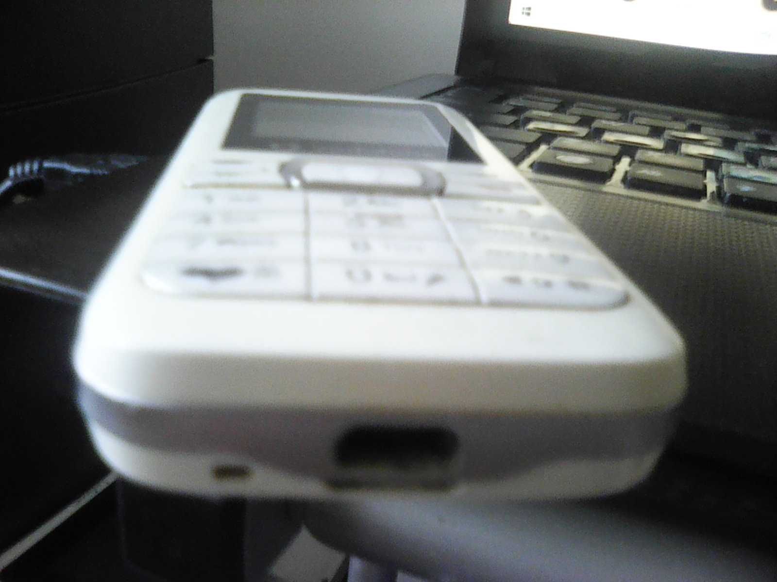 Telemóvel Vodafone de Teclas a funcionar com bateria nova