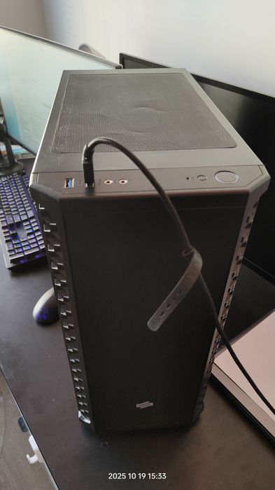 Komputer GAMINGOWY/Intel I7-8700/MSI RTX 2070 ARMOR/16GB RAM3200