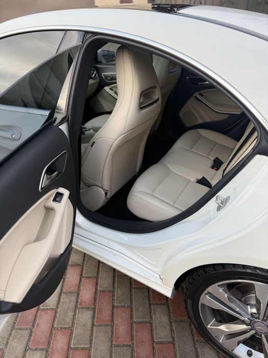 Mercedes Benz CLA 250 4-matic c117 2014