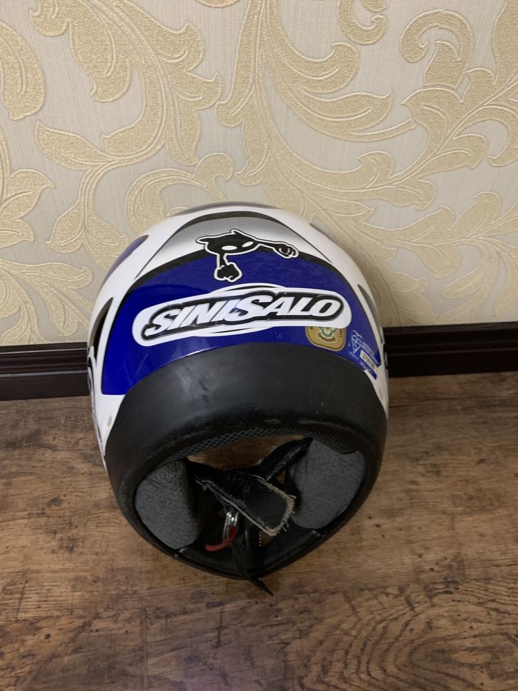 Мотокроссовый шлем Arai