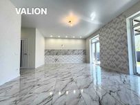 Продаж 2 пов. Будинку 122 кв.м на 5 сотках з Ремонтом -СУЧАСНИЙ Стиль