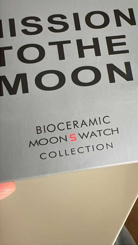 Moon Biocéramique SO33M100 – Omega x Swatch Limitowany Model