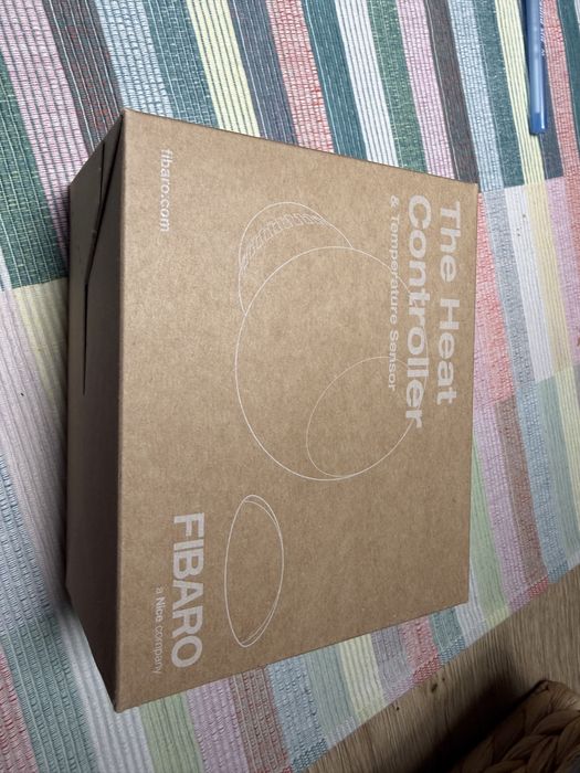 Głowica termostatyczna Fibaro The Heat Controller , dodatkowy czujnik