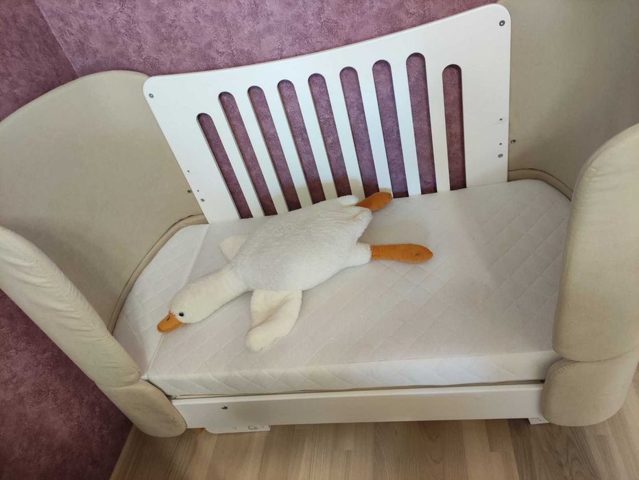 Продам дитяче ліжечко (кроватку) Soft (Мама вколихала) з матрасом