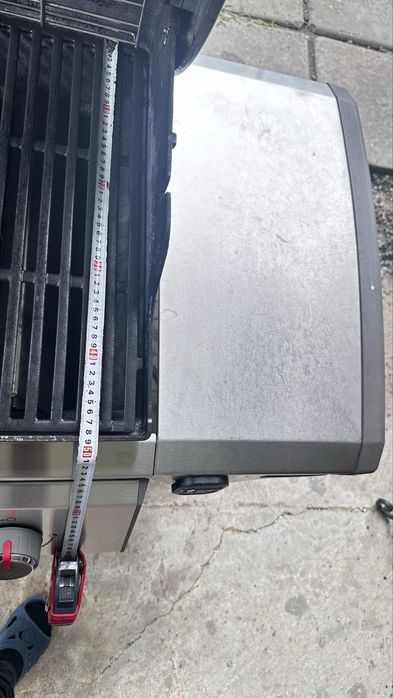 Продам газовий гриль WEBER