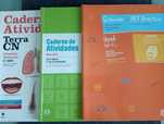 Caderno de atividades de ciências, inglês e FQ do 9° ano em bom estado