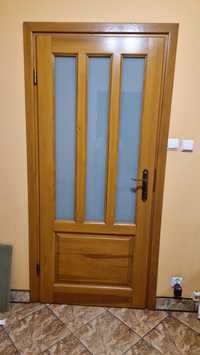 Drzwi drewniane sosna z ościeżnicami wewnętrzne