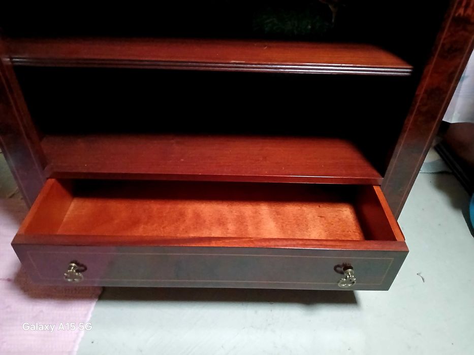 Moveis para tv castanho como novo