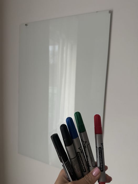 Tablica szklana magnetyczna 65x100