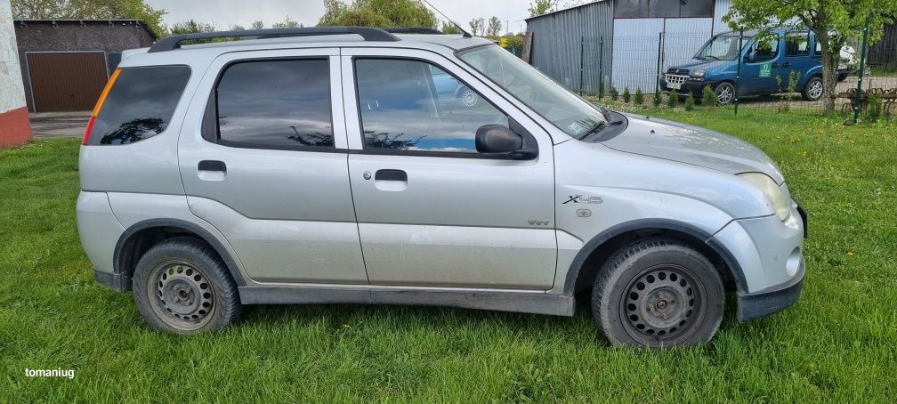 Suzuki ignis 1,3 benzyna