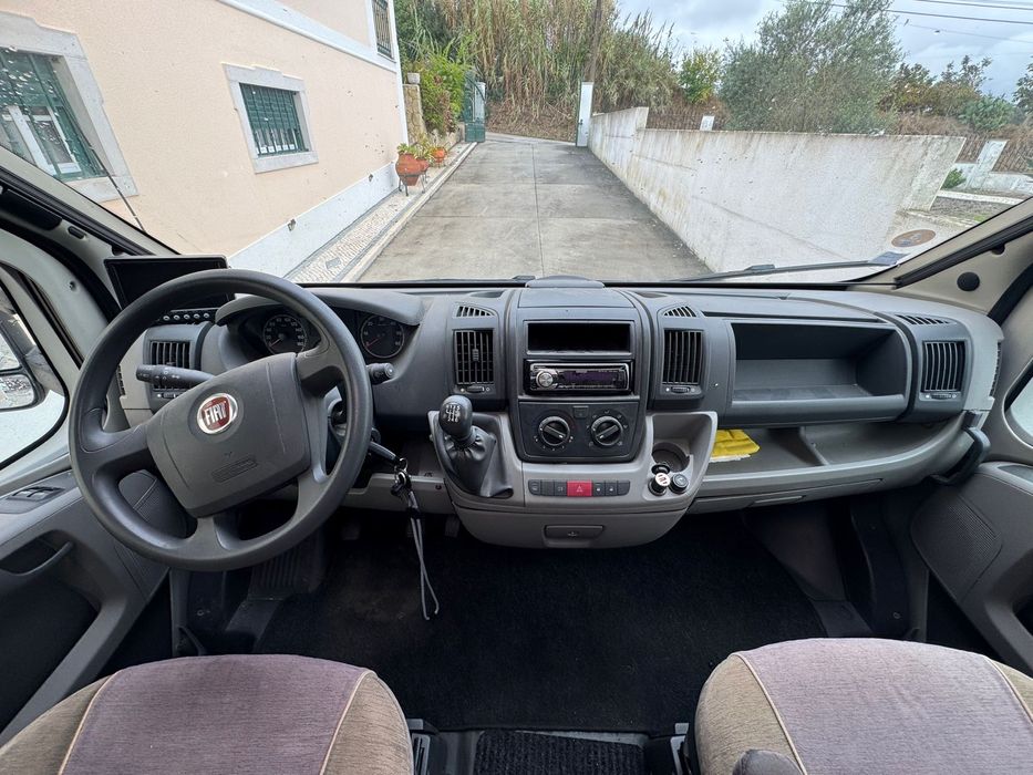 Burstner perfilada cama central + suspensao pneumatica