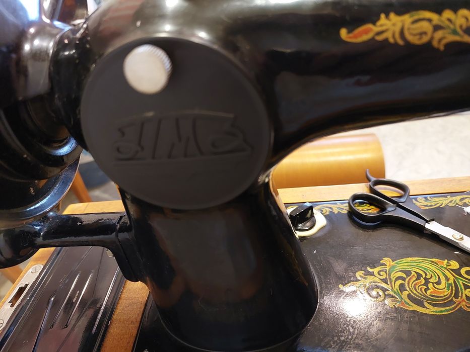 Швейная машинка 2м