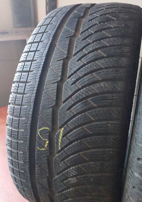 Шини 225/40 R18 пара зима Micheline 6мм