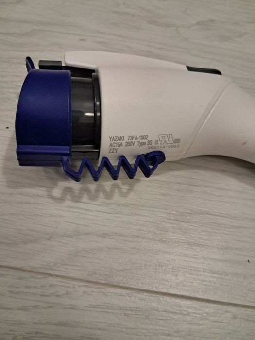 Зарядний пристрій Nissan Leaf