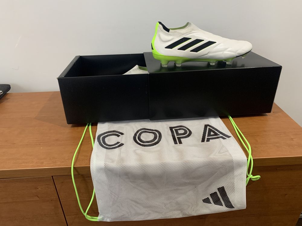 BOTAS DE FUTEBOL COPA PURE II.2 – PISO FIRME