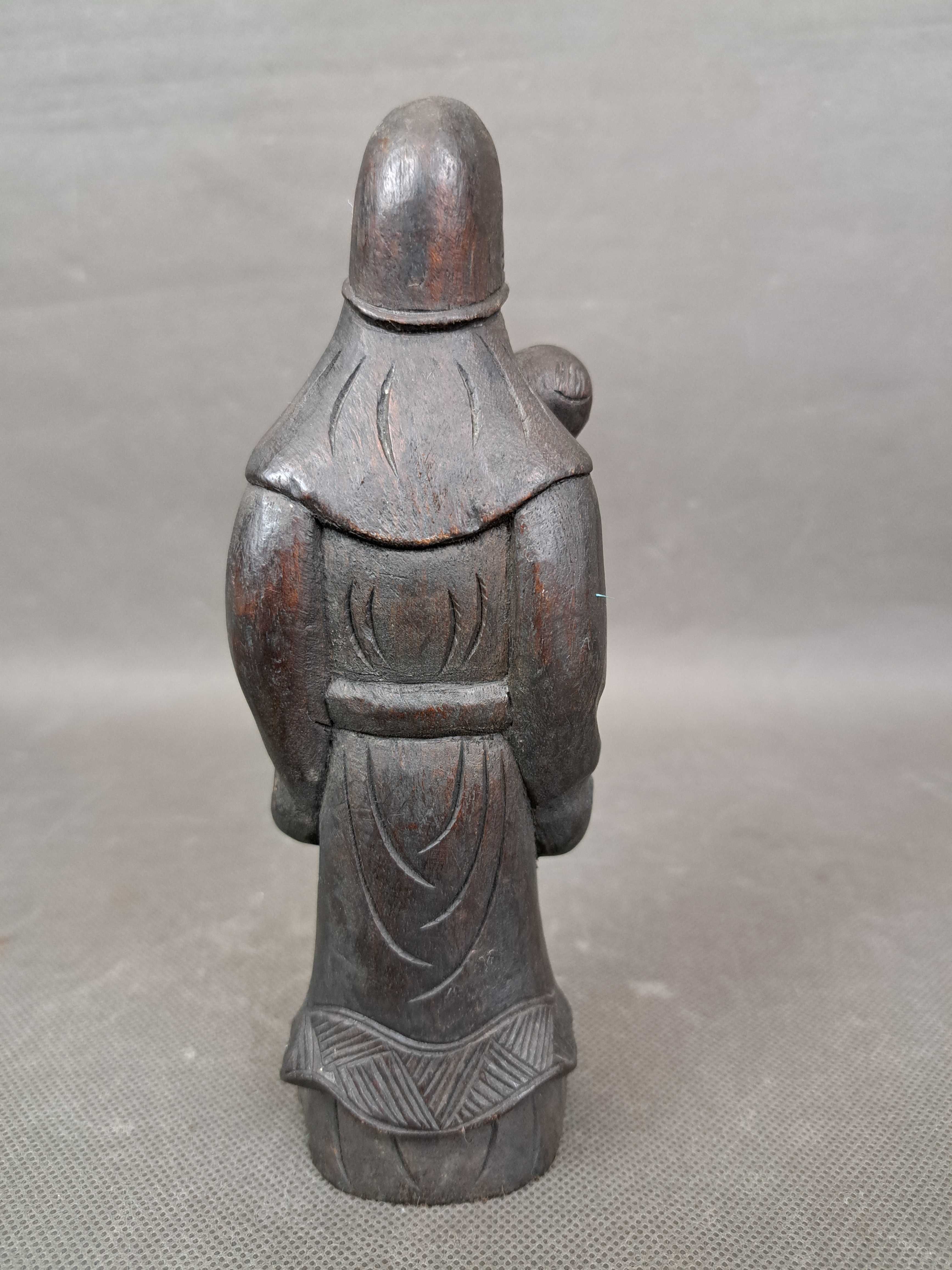 Chiński mnich, mędrzec, rzeźba drewniana, wys. 19 cm