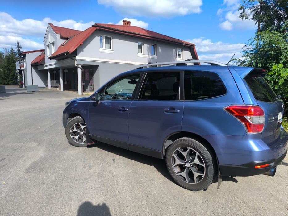 Subaru Forester XT Nowy silnik OEM 280 km harman kardon INVIDIA