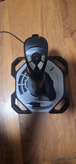 Logitech Extreme 3D Pro.
