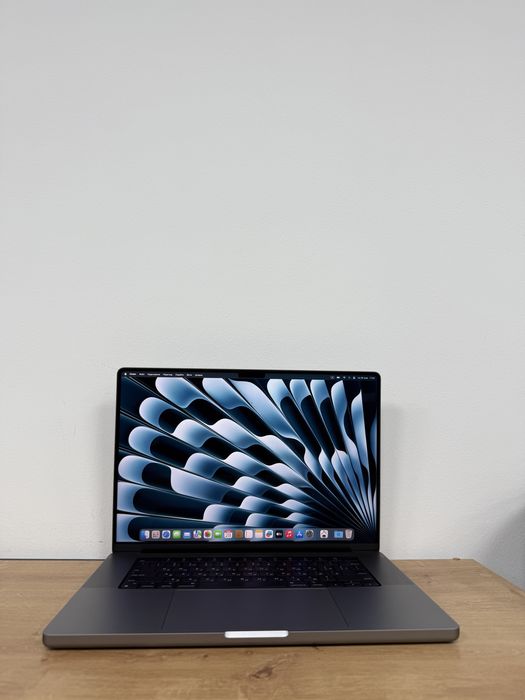 17 циклів M1 Pro 16Gb | 1Tb Macbook Pro 16 2021 • ГАРАНТІЯ М1 Pro Київ