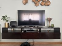 Movel TV suspenso madeira maciça
