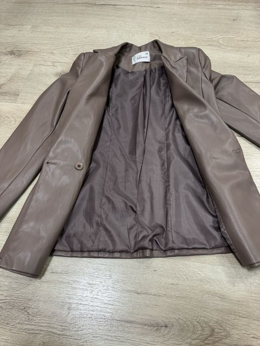 Піджак з еко шкіри Larex