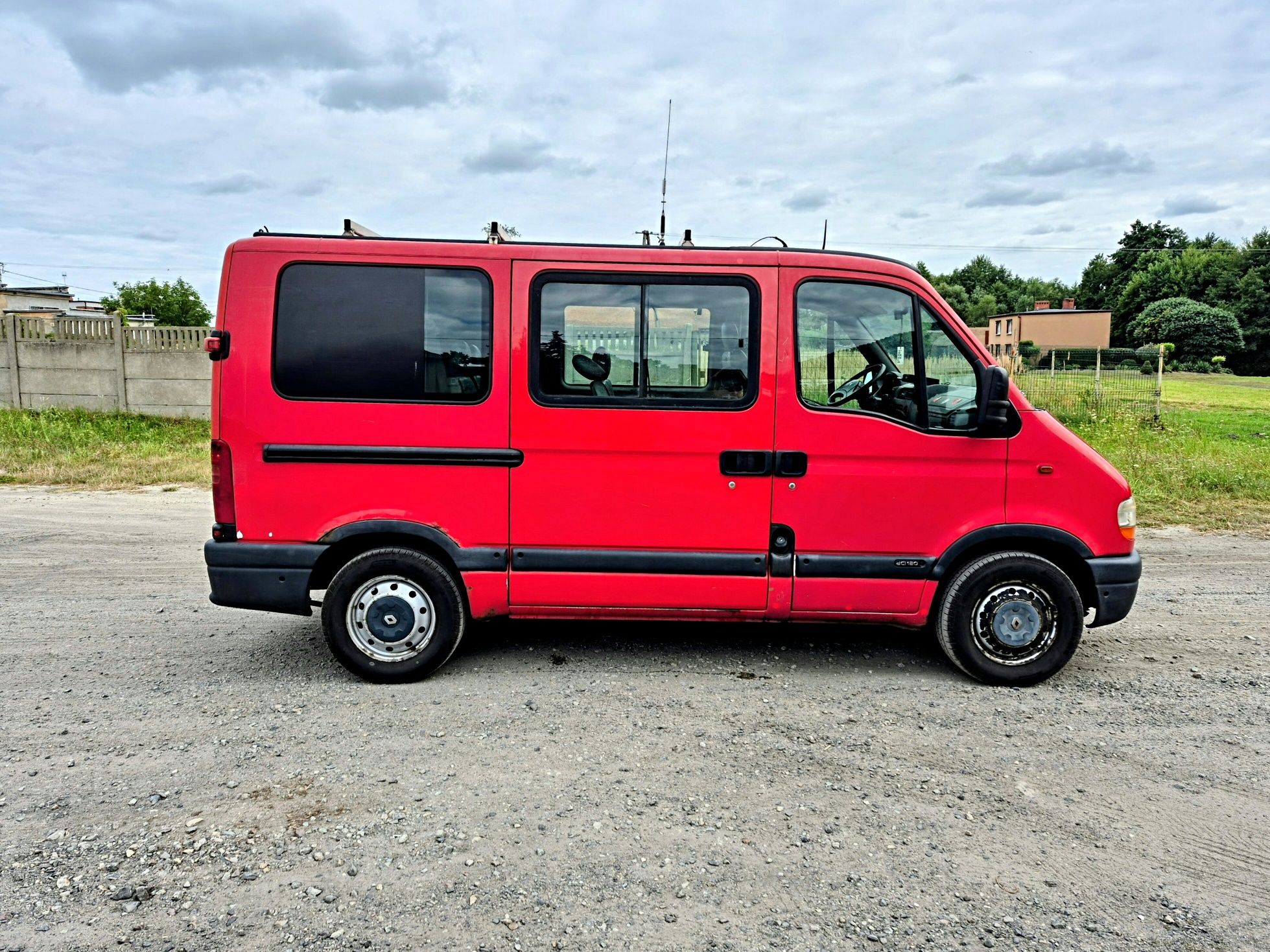 Renault Master Osobowy 9 Osób. 2.5TurboD. Oszklony. Nowy Rozrząd. HAK
