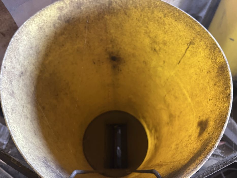 Годівниці, кормушки Гроба