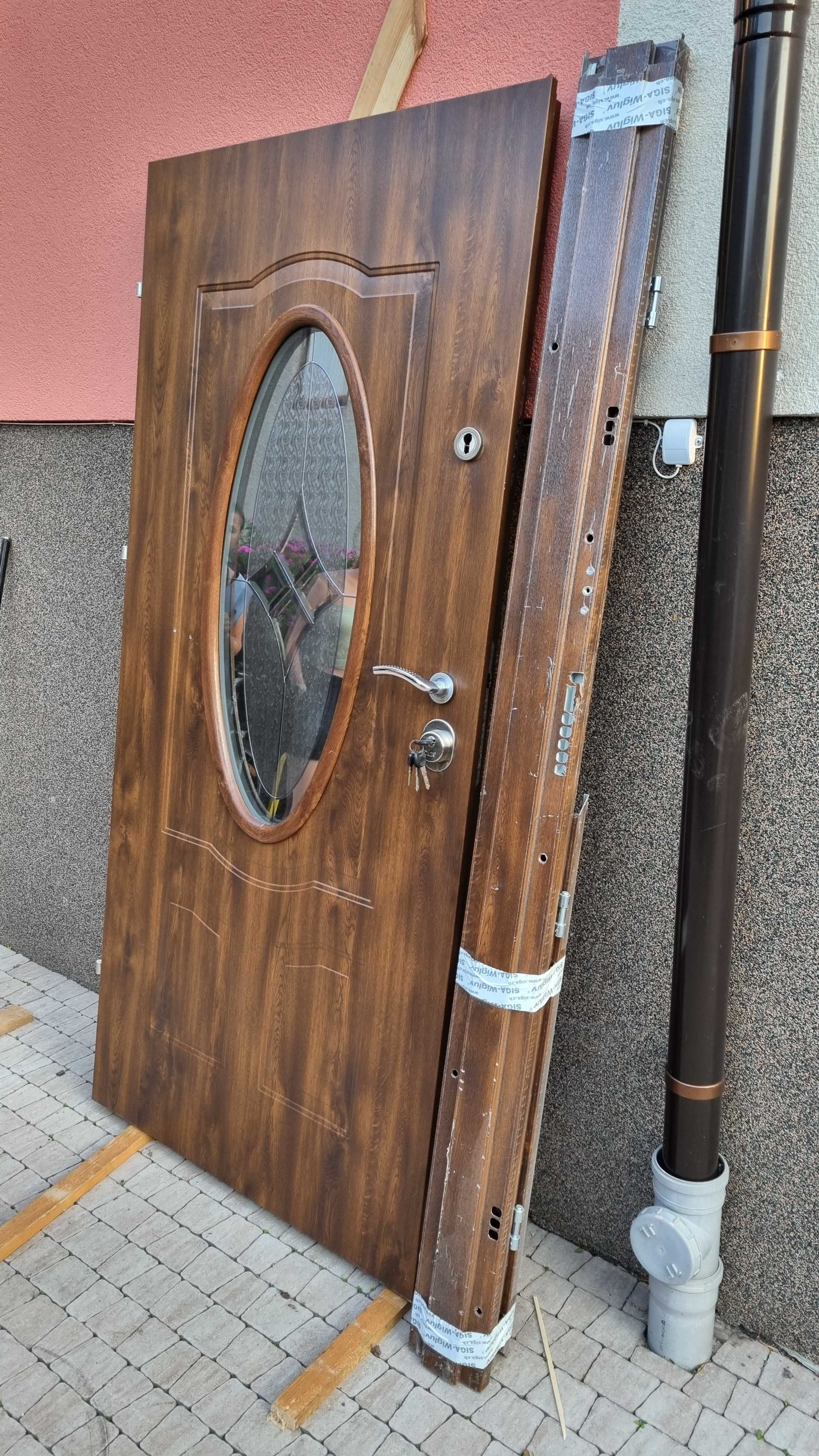 Drzwi delta Magnum z Oknem witrażowym 90E Lewe