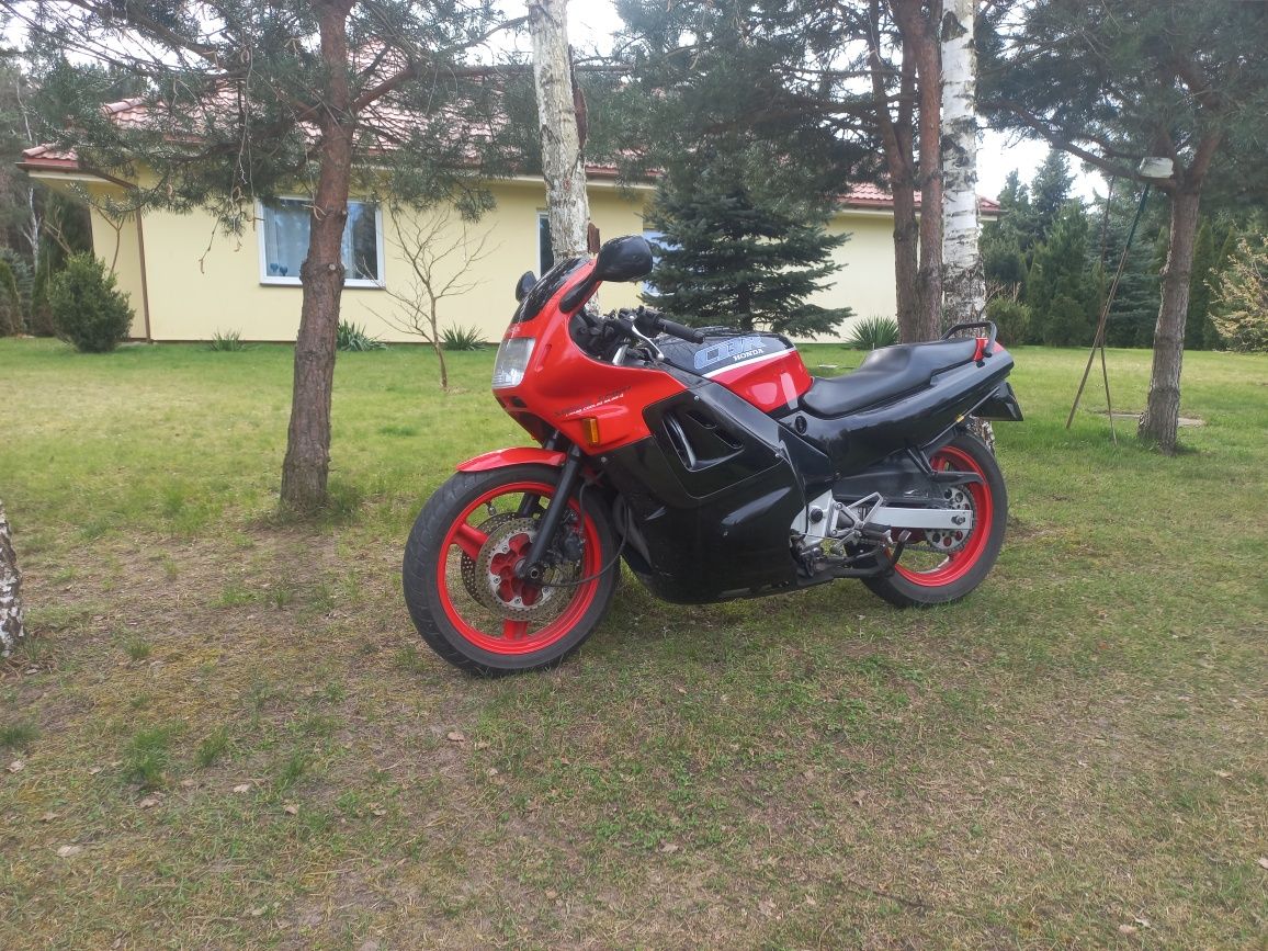 Sprzedam Honda CBR 600F