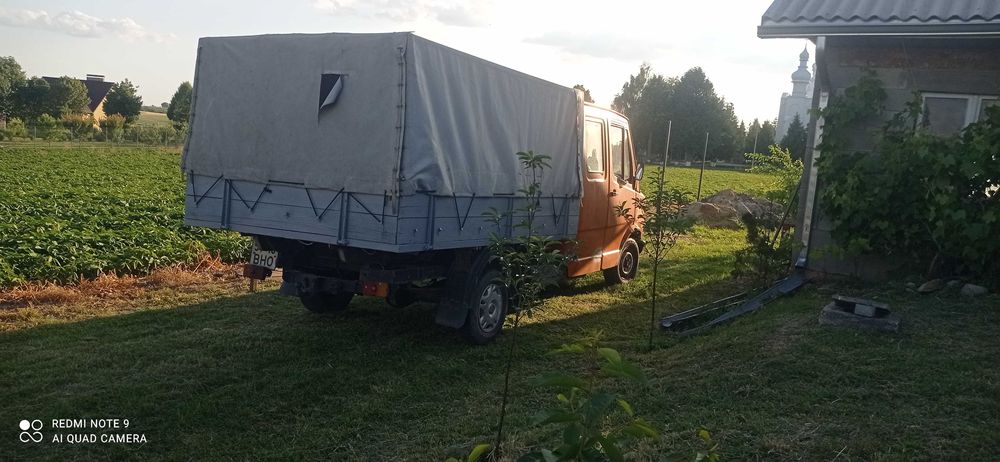 Продам Мерседес Т1 208