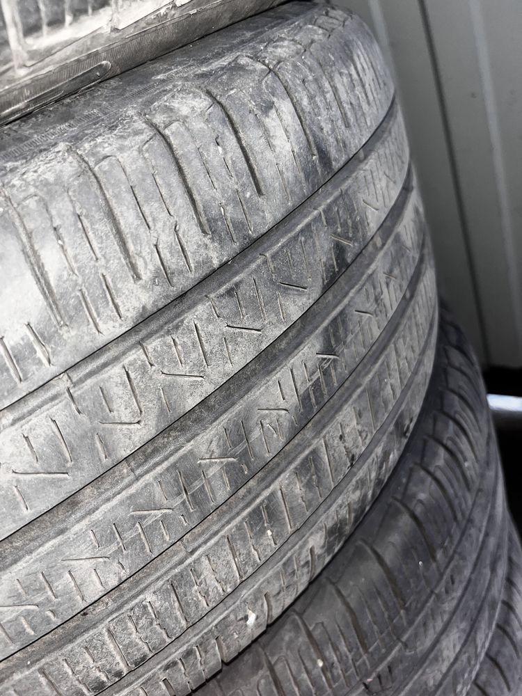 Резина 235/50 r17  pirelli cinturato p7