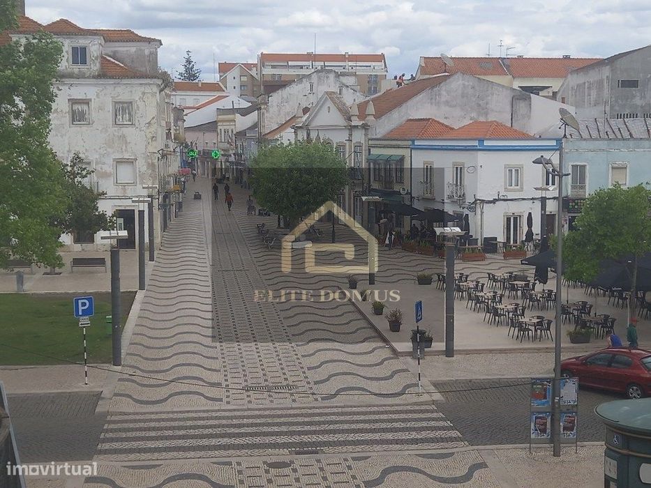 Confortável apartamento em zona priviligiada do Montijo