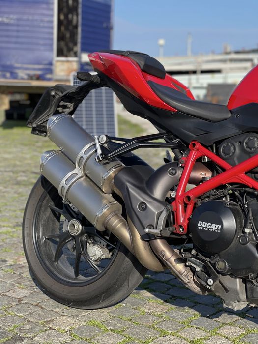 Ducati Streetfighter 848 como nova