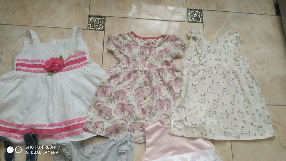 Плаття та сукні 80 розмір