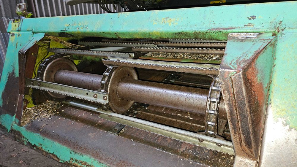 зернозбиральний комбайн CLAAS MEGA 204