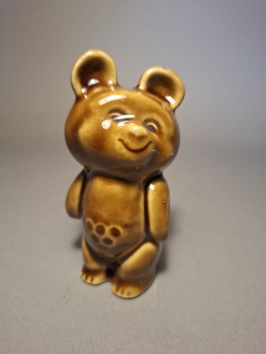 Figurka miszka Moskwa 1980