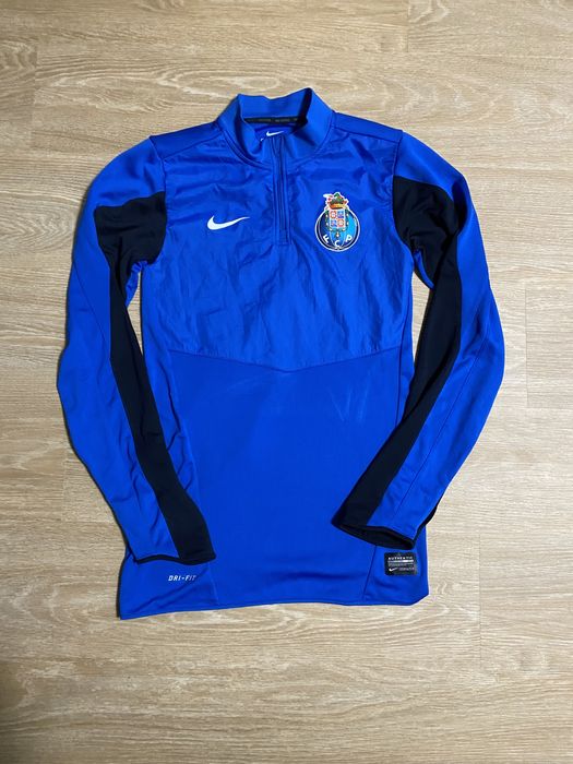 Camisola azul do Porto