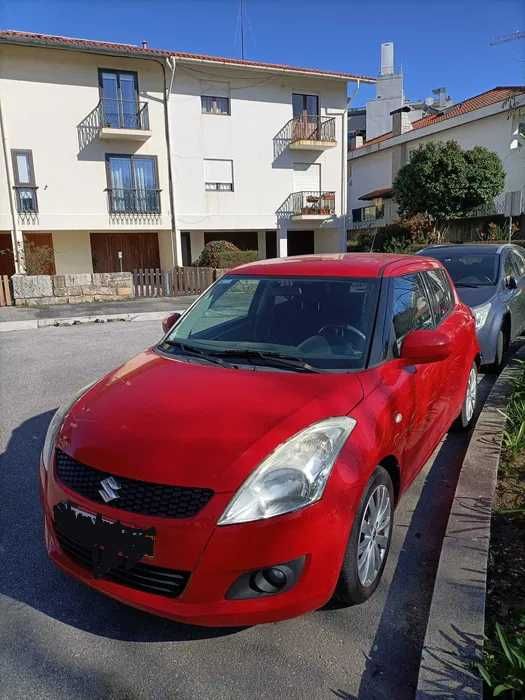 Suzuki Swift 2013 – Económico, Ágil e Fiável